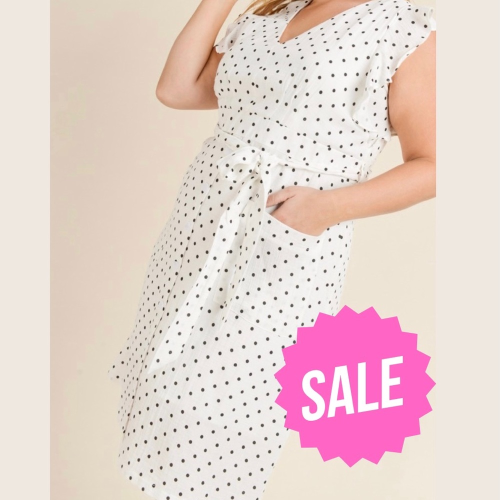 Plus Size Black and White Polka Dot Dress with Pockets and Ruffles Sleeves